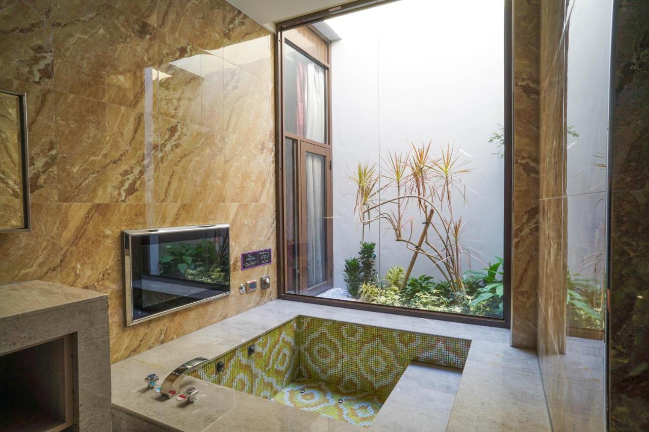 Shu Xin Motel Nantou Exteriör bild